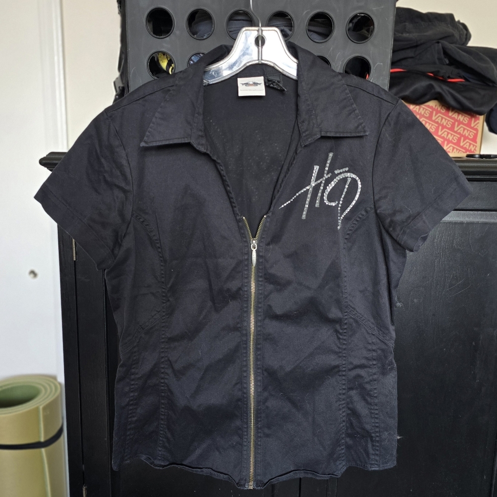 Harley Davidson's women's zip up bedazzled shirt. Size large. #harley